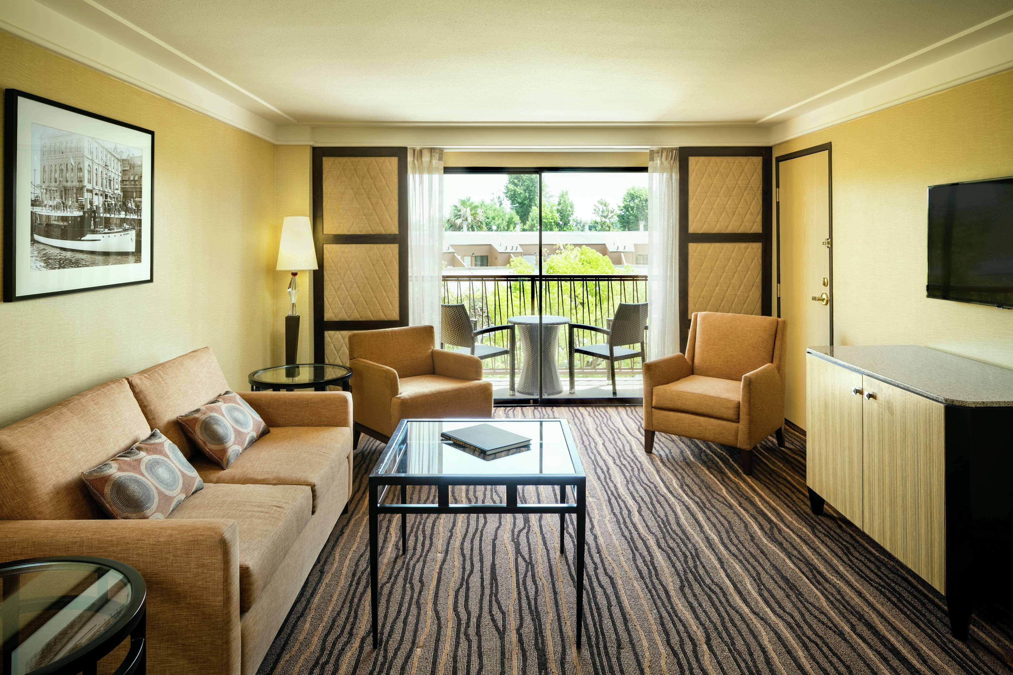 Hotel Hilton Stockton Exterior foto