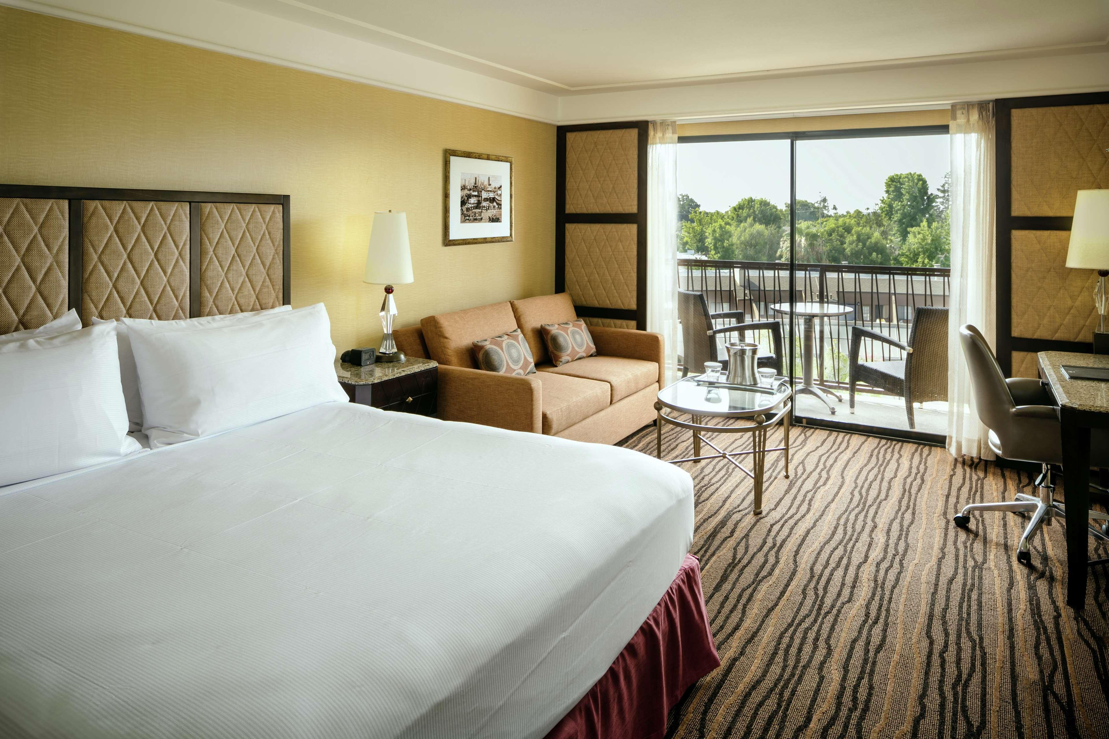 Hotel Hilton Stockton Exterior foto