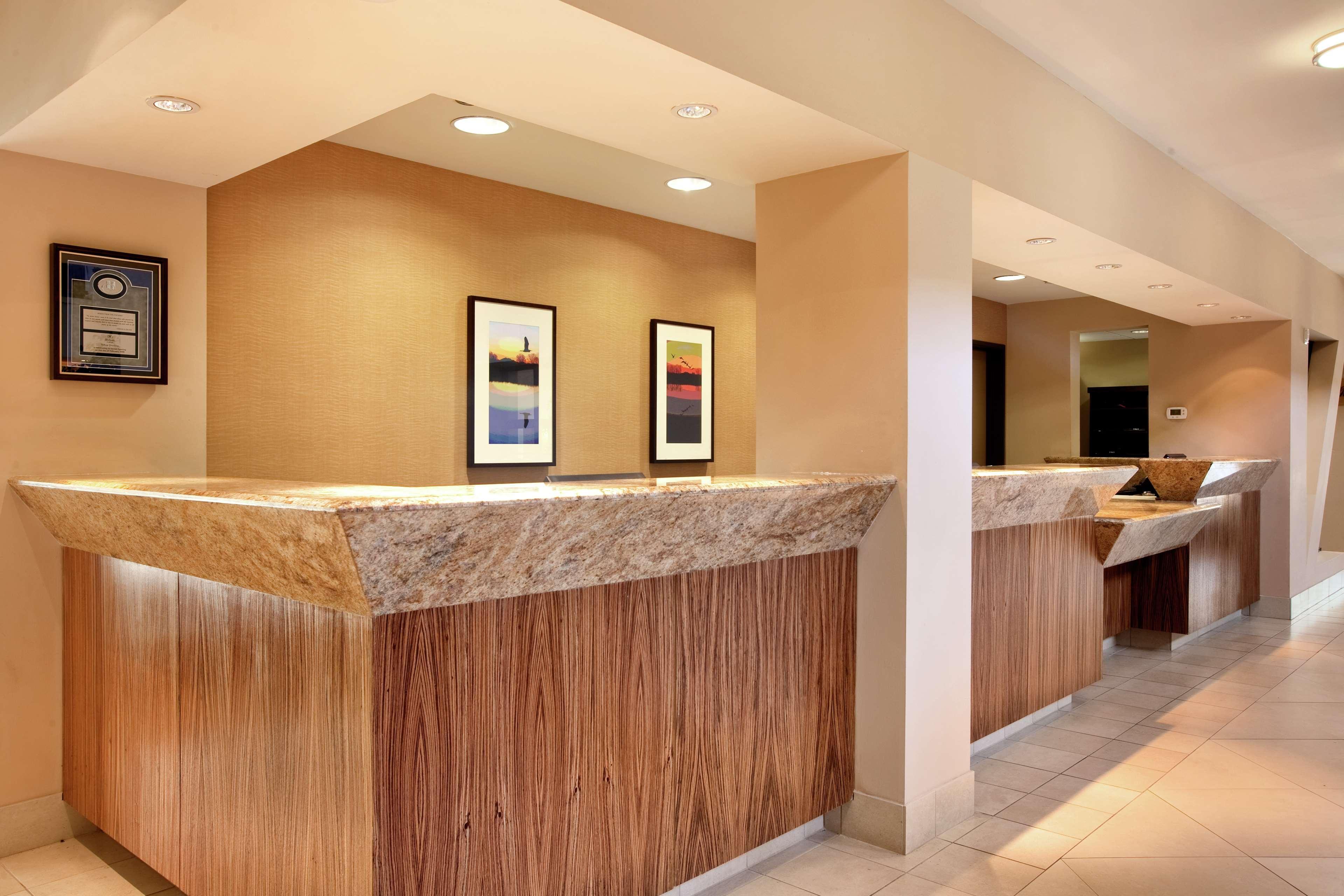 Hotel Hilton Stockton Exterior foto